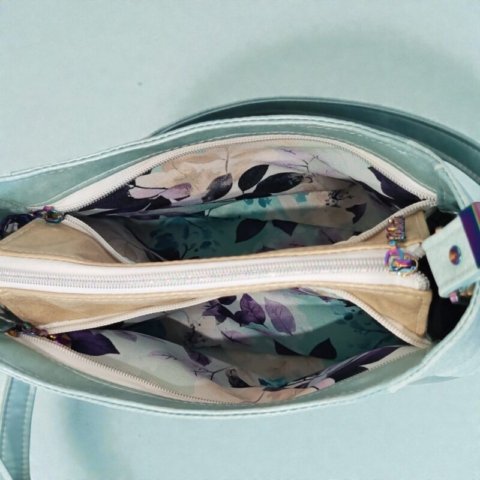 transparent-Photoroom