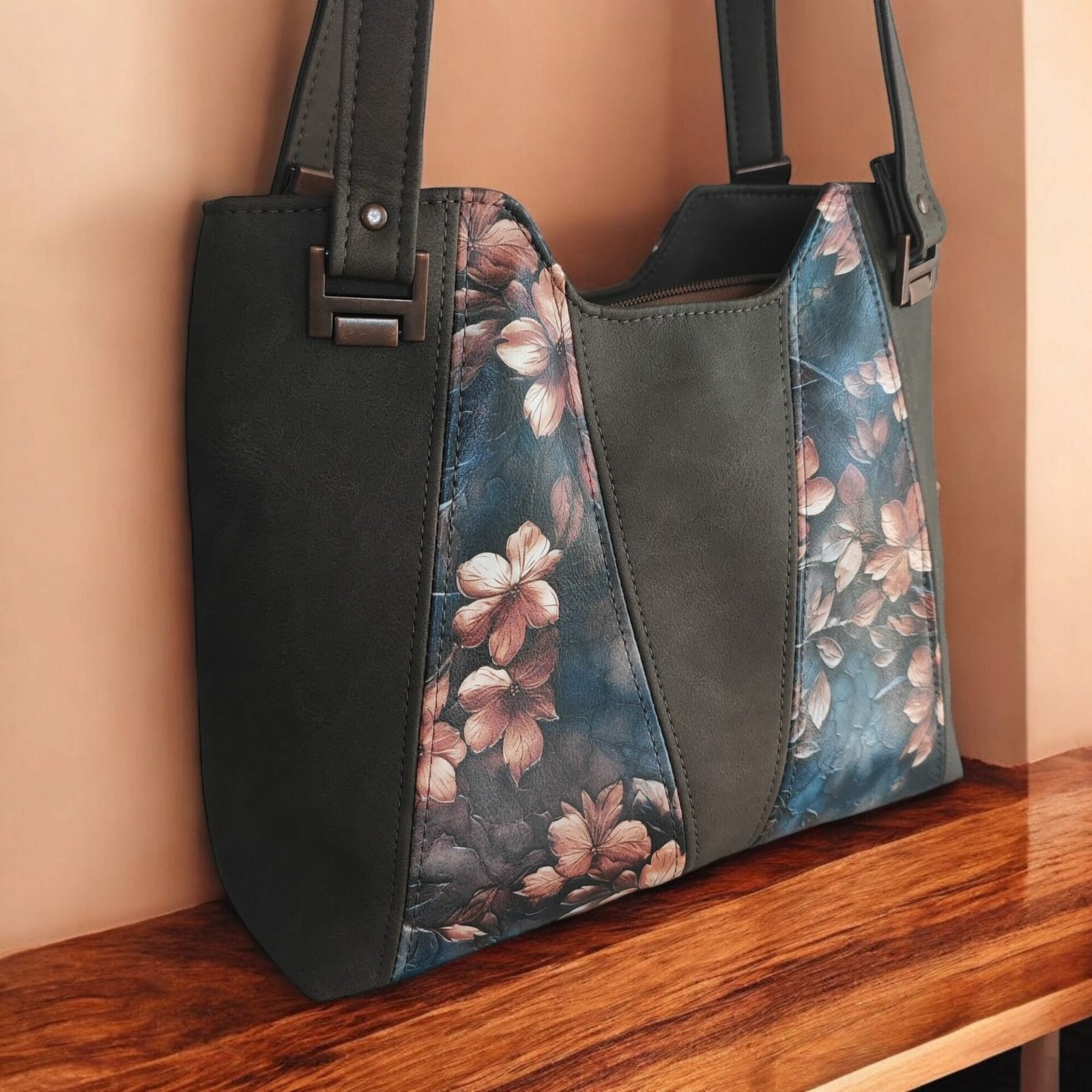 Alaula Wooden Flowers
