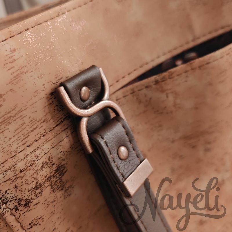 Bronze Executive Tote – Mr. Heckles