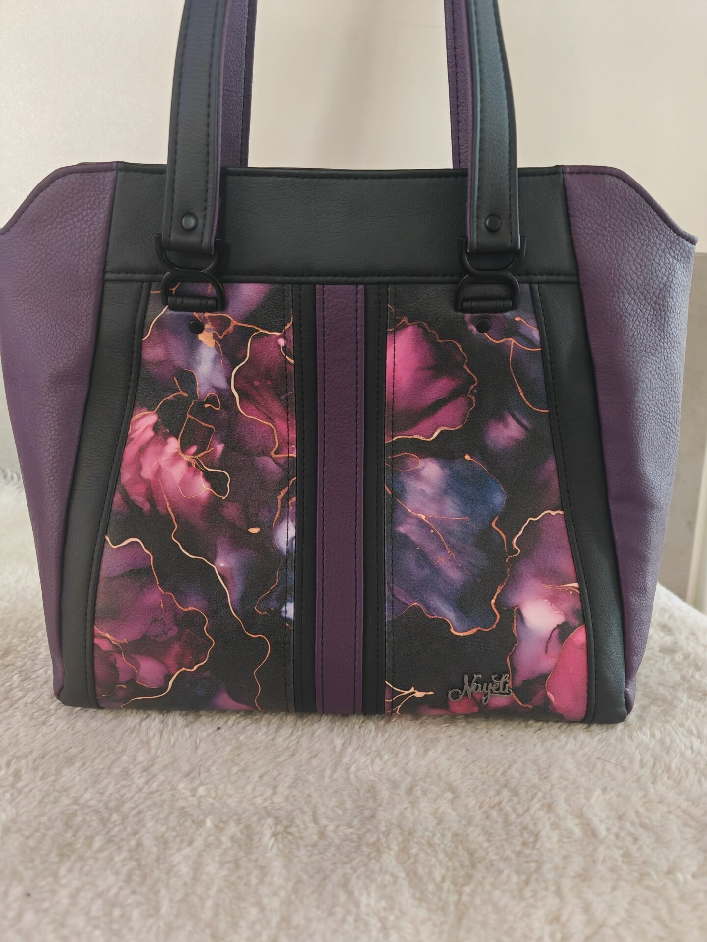 Claire dark Alcohol Ink