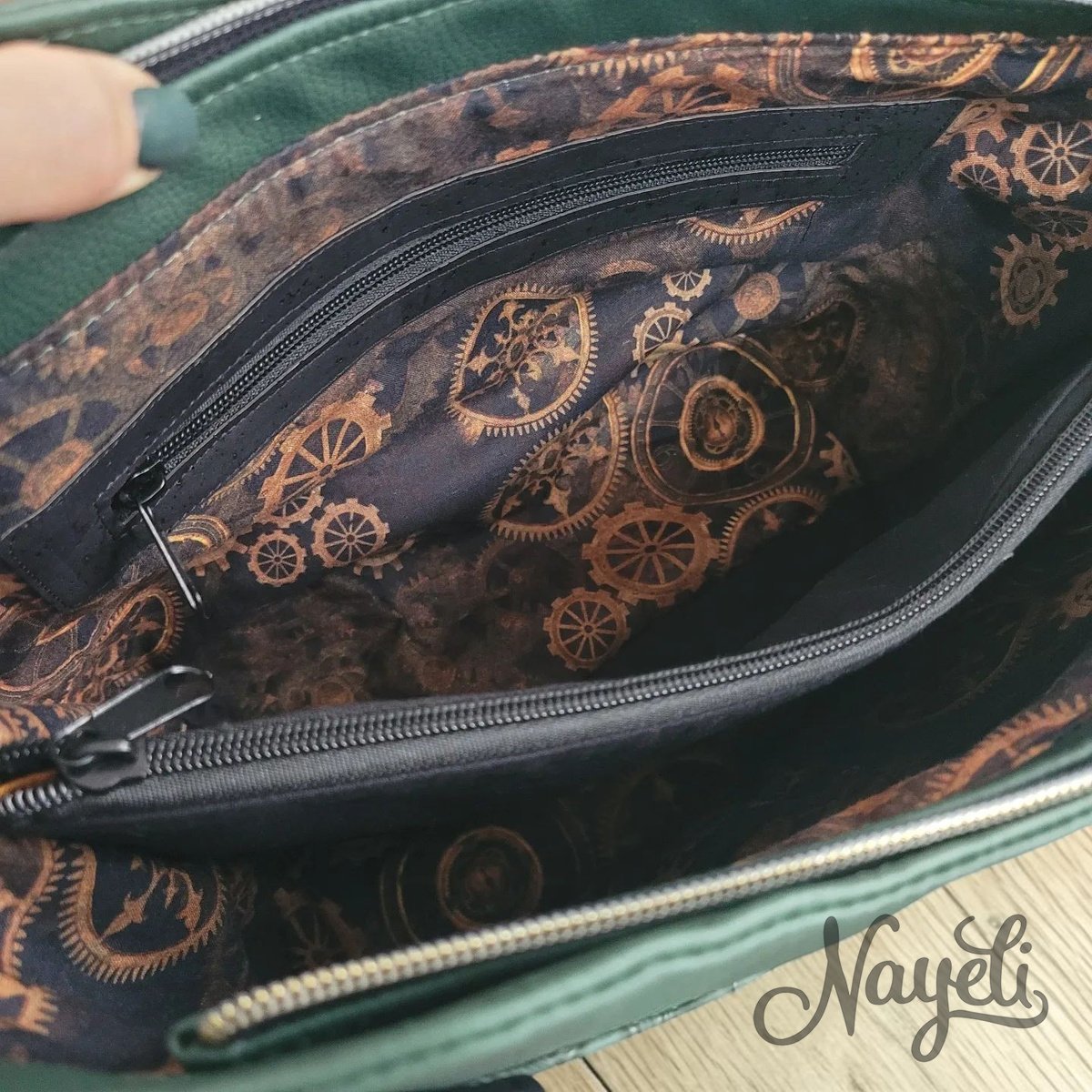 Forest Bloom – Hiraeth & Mynta