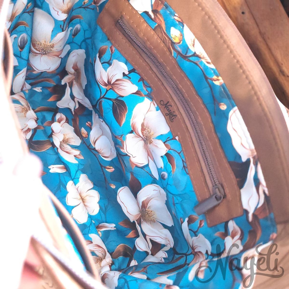 Hiraeth Blooming Flowers #1 zimt
