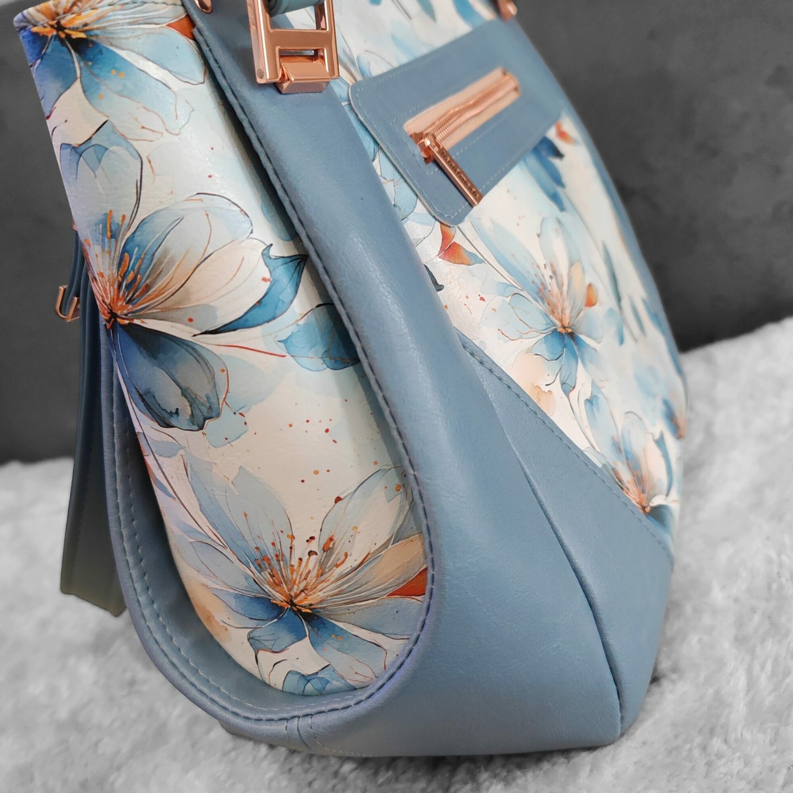Samaren Winter Flowers