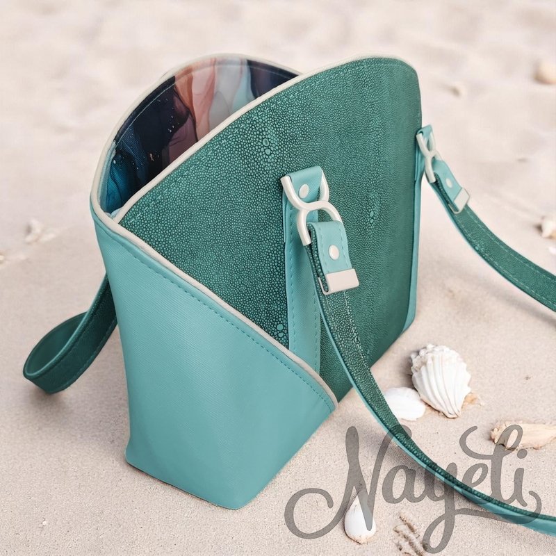 Seafoam & Lagoon Olympa Deluxe