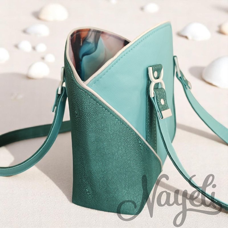 Seafoam & Lagoon Olympa Deluxe