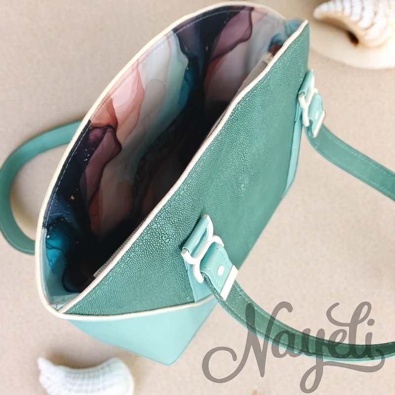 Seafoam & Lagoon Olympa Deluxe