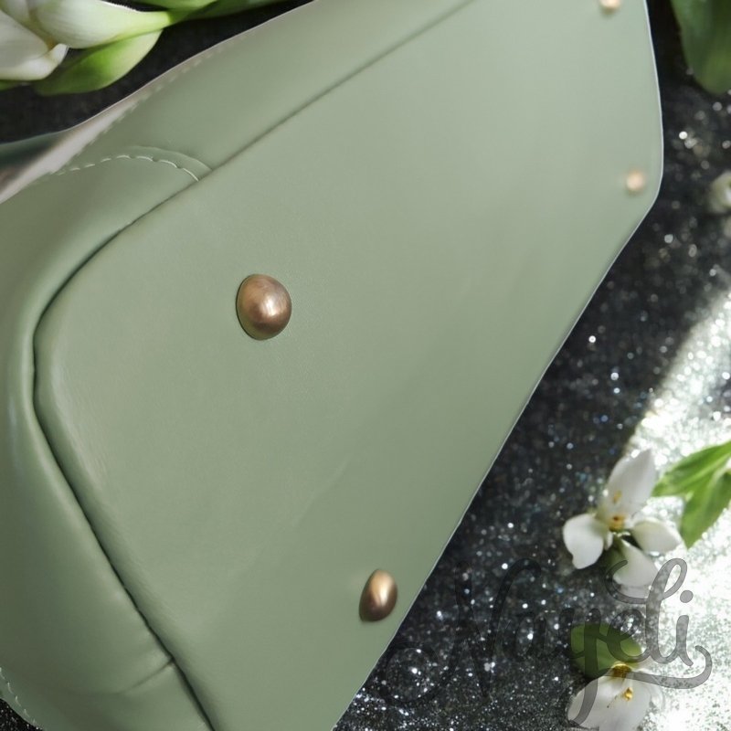 Verdant Spring Macadamia